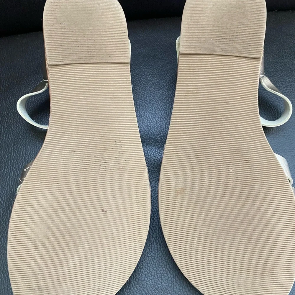 The Children's Place Gold Kids Sandals 3